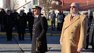 El Superior Tribunal de Justicia acompañó el acto de conmemoración del Día de la Armada en Ushuaia 